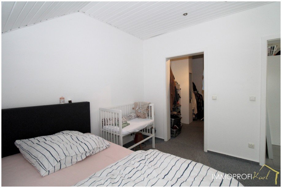 Schlafzimmer zur Ankleide Maisonettewohnung H�ckelhoven