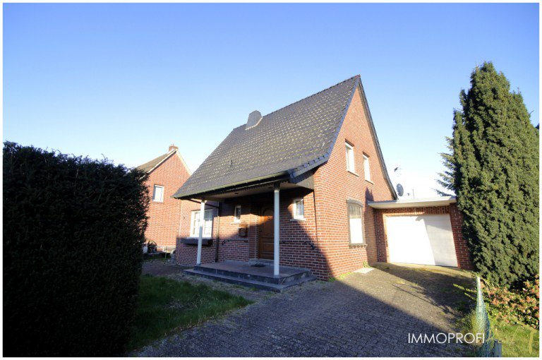  Heinsberg Einfamilienhaus Immoprofi Karl - Freistehendes Einfamilienhaus mit Garage und Keller in Heinsberg-Schafhausen