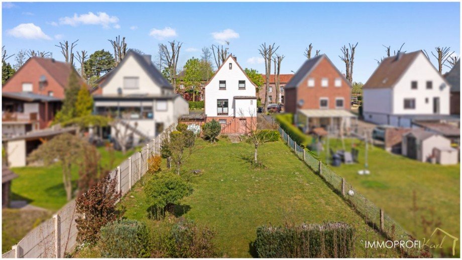 13. Garten Einfamilienhaus 