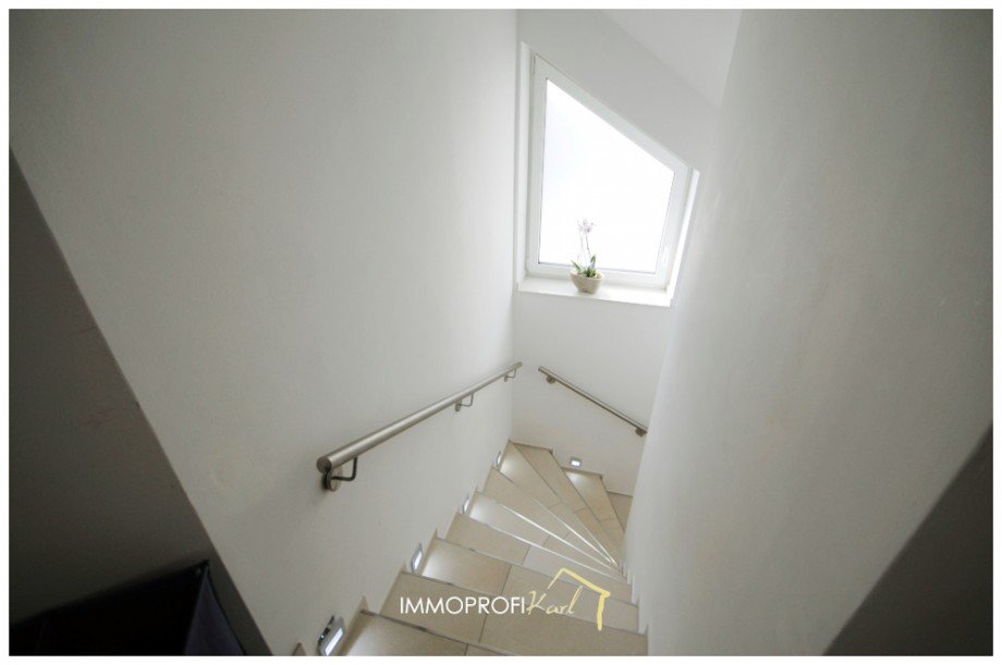12. Treppe OG EG Einfamilienhaus Erkelenz