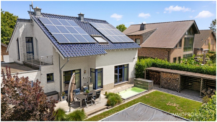 17. Geb�ude und Garten Einfamilienhaus Wassenberg