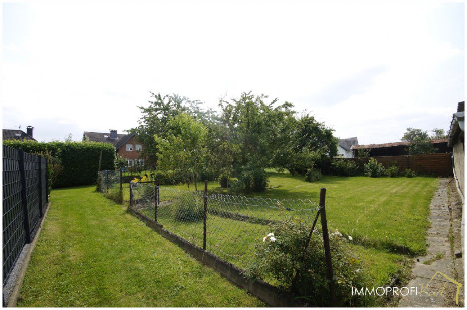 Garten hinter den Stallungen Zweifamilienhaus Geilenkirchen