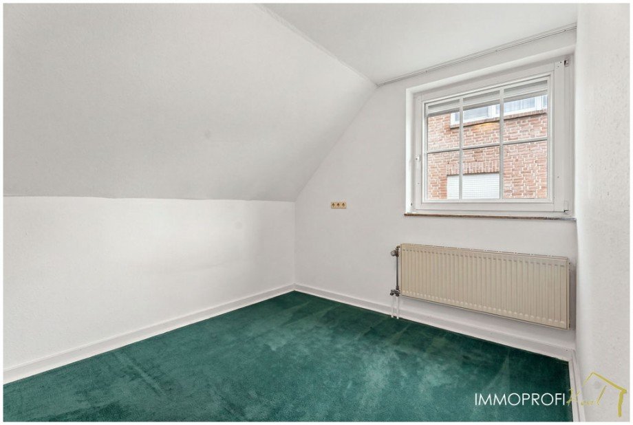 18. Zimmer OG Einfamilienhaus T�nisvorst