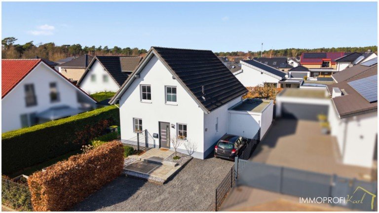 1. Drohnenaufnahme Wassenberg Einfamilienhaus Immoprofi Karl - Wassenberg - freistehendes Einfamilienhaus - Waldrandlage - Waldsee - Wanderwege!