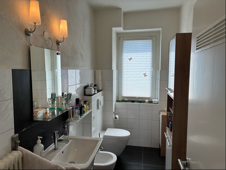 Bad 1 Erdgeschosswohnung M�nchengladbach