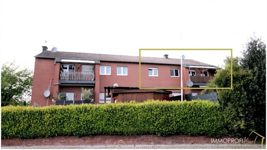 4. Ansicht Strassenseite Etagenwohnung Wegberg