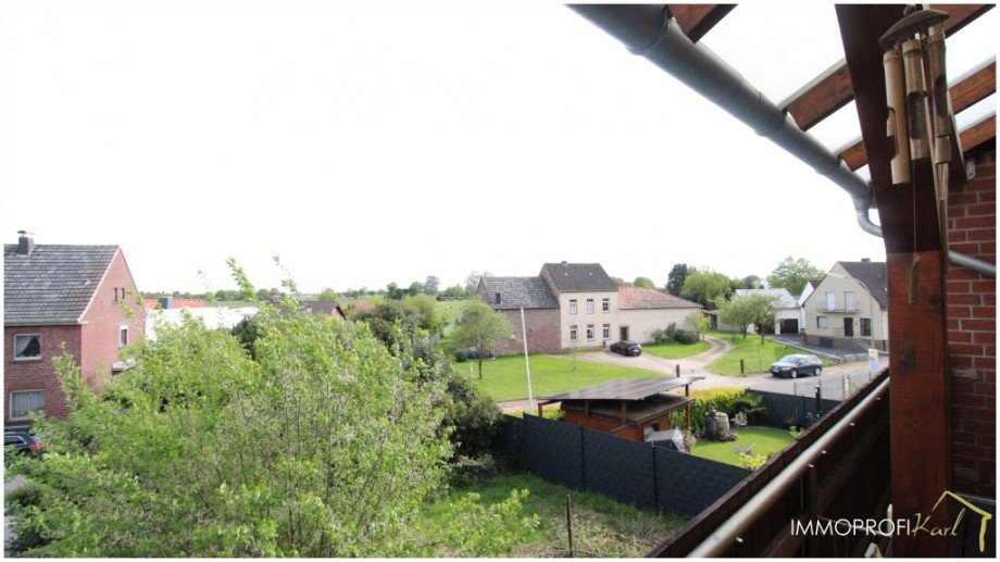 20. Ausblick Balkon WZ Etagenwohnung Wegberg