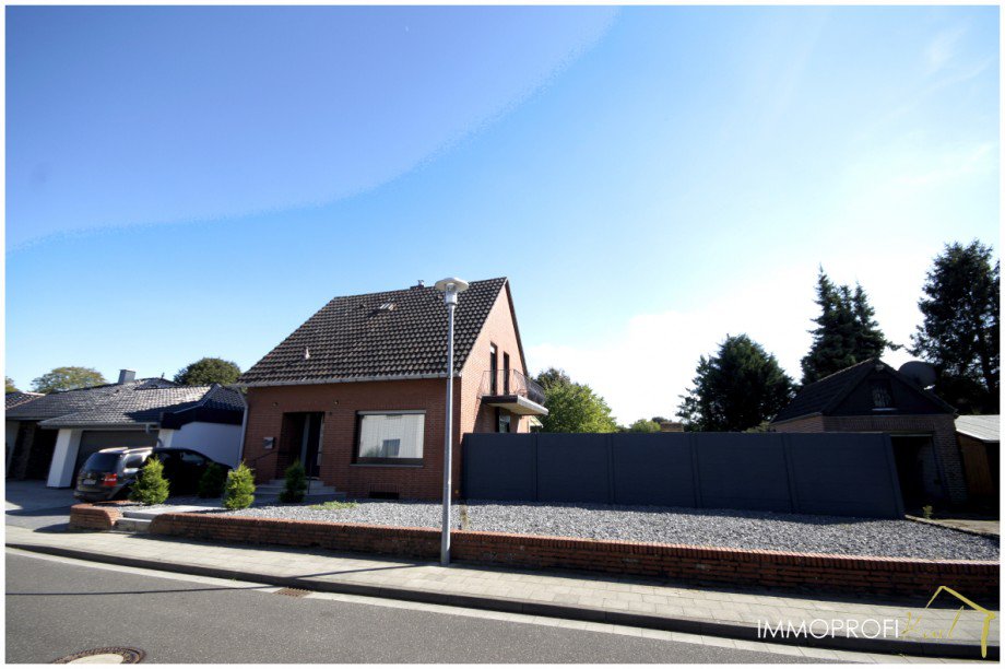2. Geb�ude (+Bauland rechts) Einfamilienhaus Erkelenz