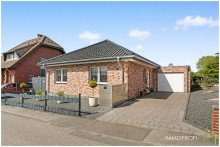 1. Geb�udeansicht Provisionsfrei - Premium Bungalow BJ. 2017, Top Ausstattung!