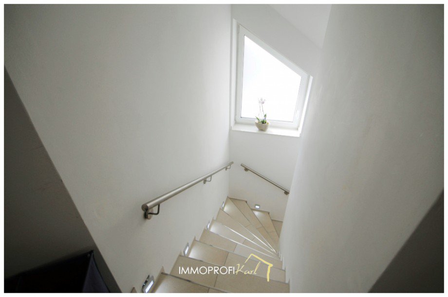 12. Treppe OG EG Einfamilienhaus Erkelenz