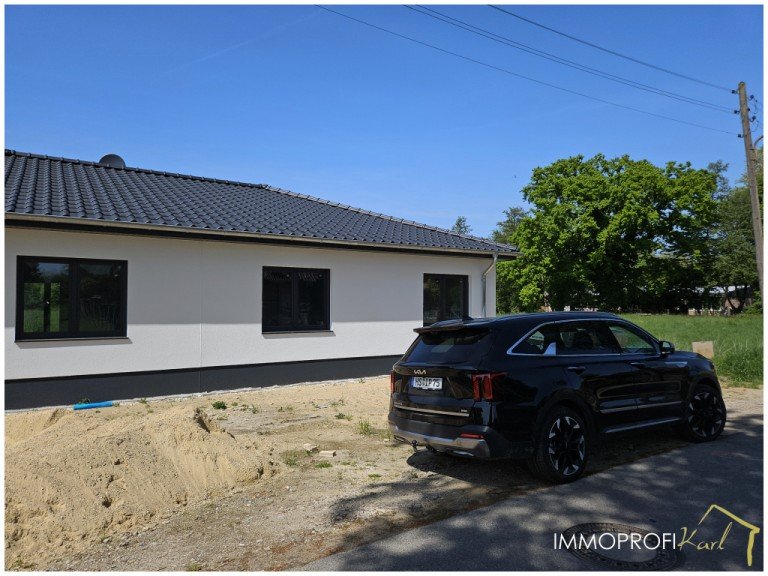 1. Doppelhaush�lfte vorne Heinsberg Bungalow Heinsberg-Kirchhoven: Bungalow Neubau - Mit Blick ins Gruene