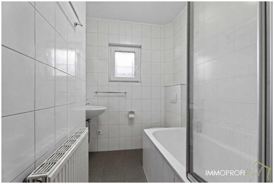 5. Bad mit Wanne Einfamilienhaus Heinsberg