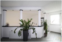 Galerie. Ger�umige Maisonettewohnung (Zweifamilienhaus) mit Garage in guter Lage
