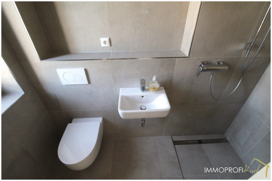 G WC mit Dusche Doppelhaush�lfte Waldfeucht