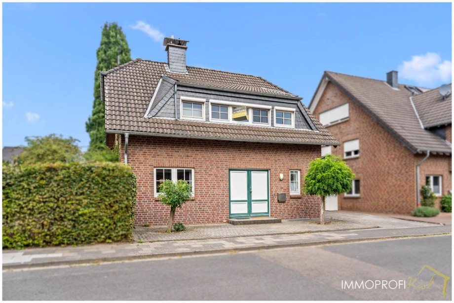2. Geb�udeansicht Einfamilienhaus T�nisvorst