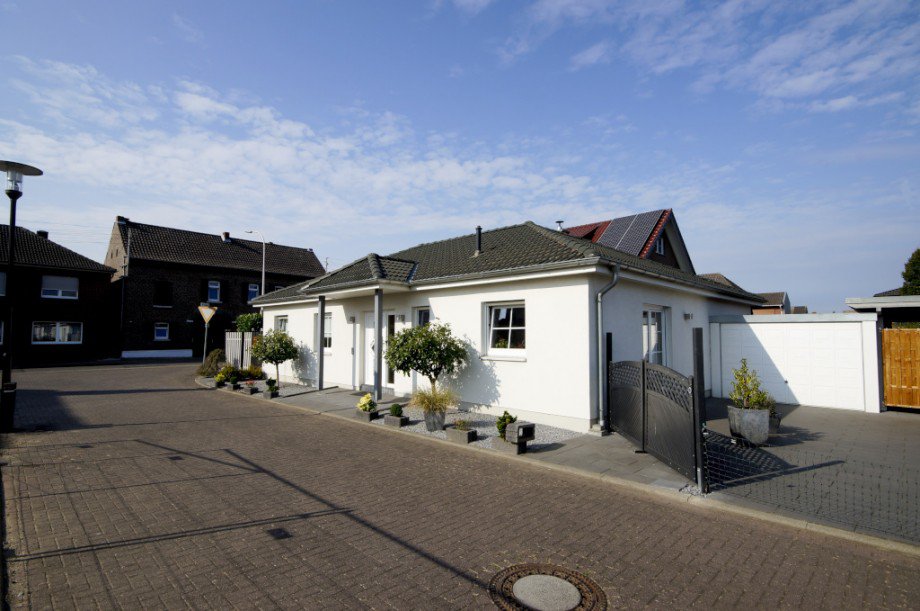 Geb�udeansicht1 Bungalow Heinsberg