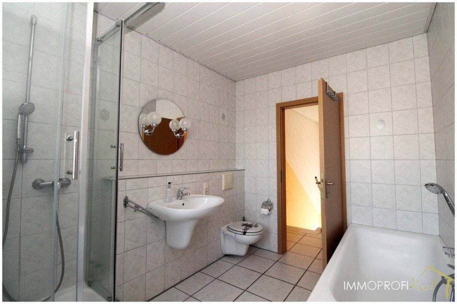 9. Badezimmer OG Doppelhaush�lfte Heinsberg